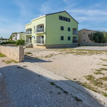 Apartament By The Sea - 18515 Vir