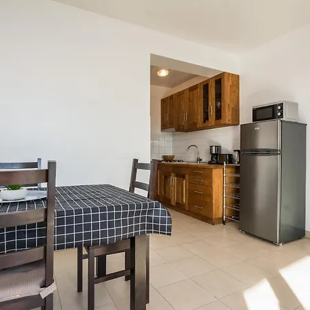 By The Sea - 18515 Apartment Vir